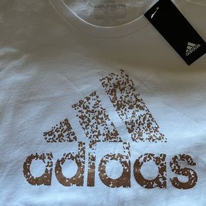 NWOT Womens Cotton Metallic Logo T-Shirt✨